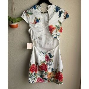 NWT Superdown tie back floral mini dress
